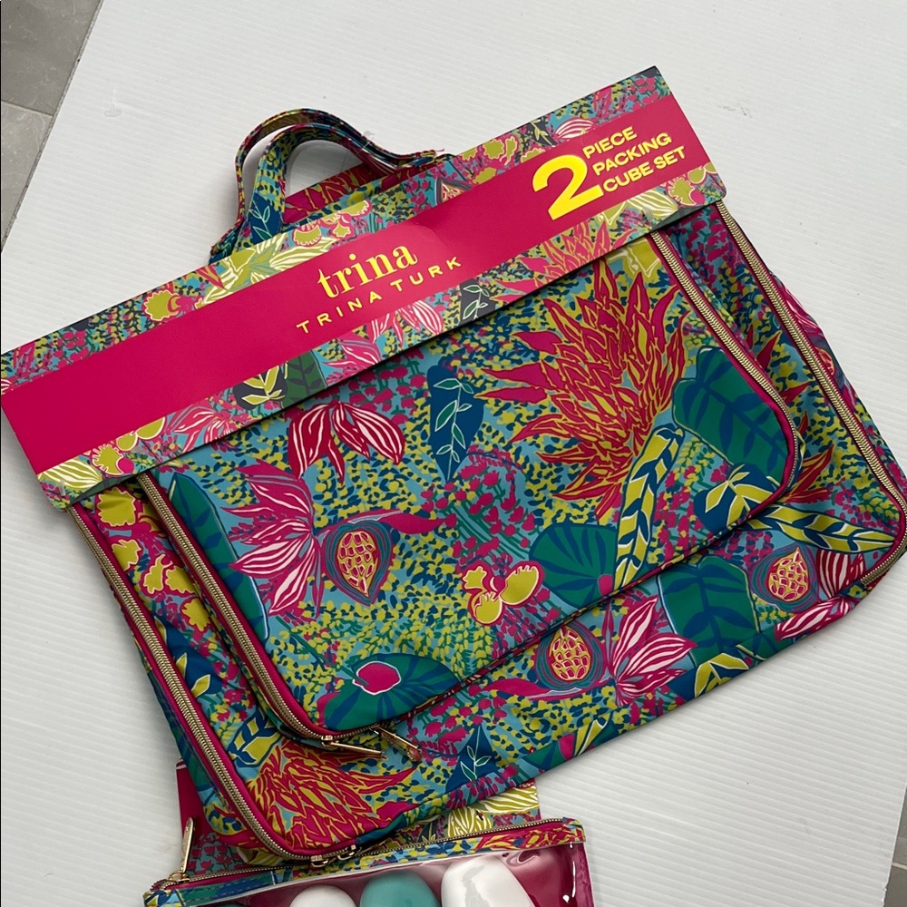 NWT Trina Turk Multicolor Packing Cube Set 2 Pieces and air travel 6 pieces - Picture 4 of 8